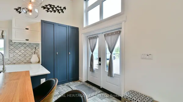 9 Hunts Line RD, Trent Lakes, ON K0L 1J0