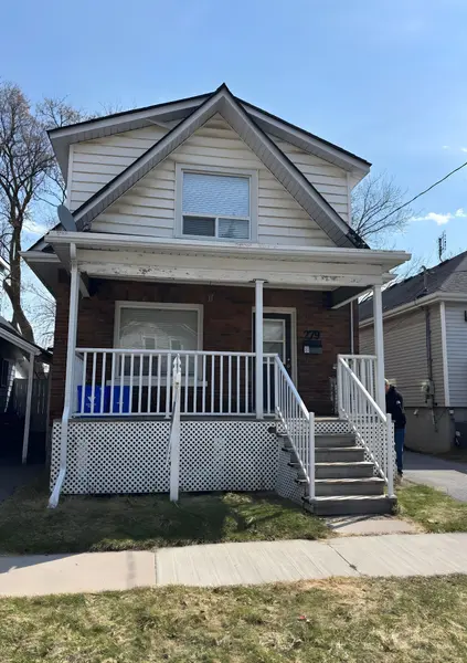 279 French ST, Oshawa, ON L1G 5N4