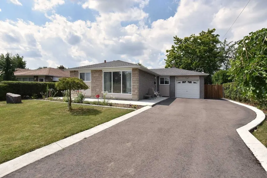 53 Ascot AVE, Brampton, ON L6T 2P3