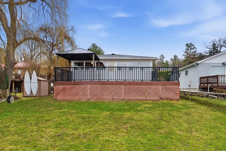 5139 Halstead Beach RD #200, Hamilton Township, ON L1A 3V6