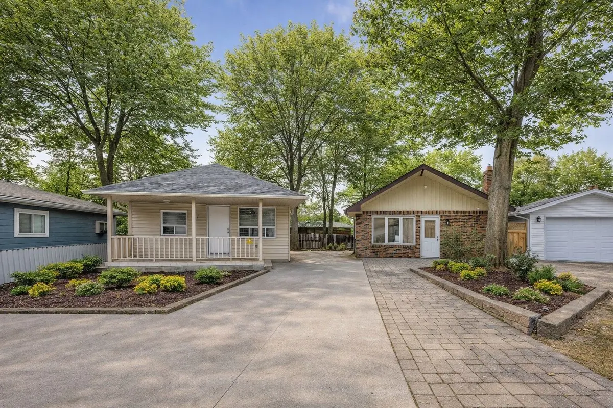 77 & 79 Baker ST, Wasaga Beach, ON L9Z 2G7