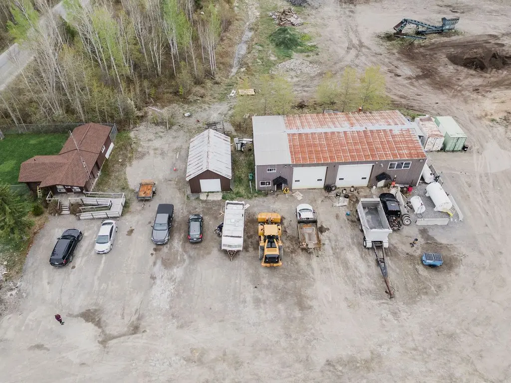 35 Niven ST S, Temiskaming Shores, ON P0J 1R0