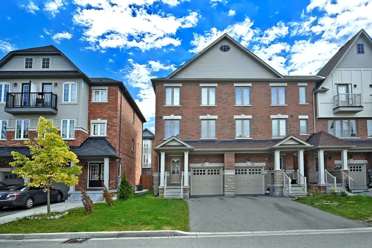 21 Sprucewood RD, Brampton, ON L6Z 0J0