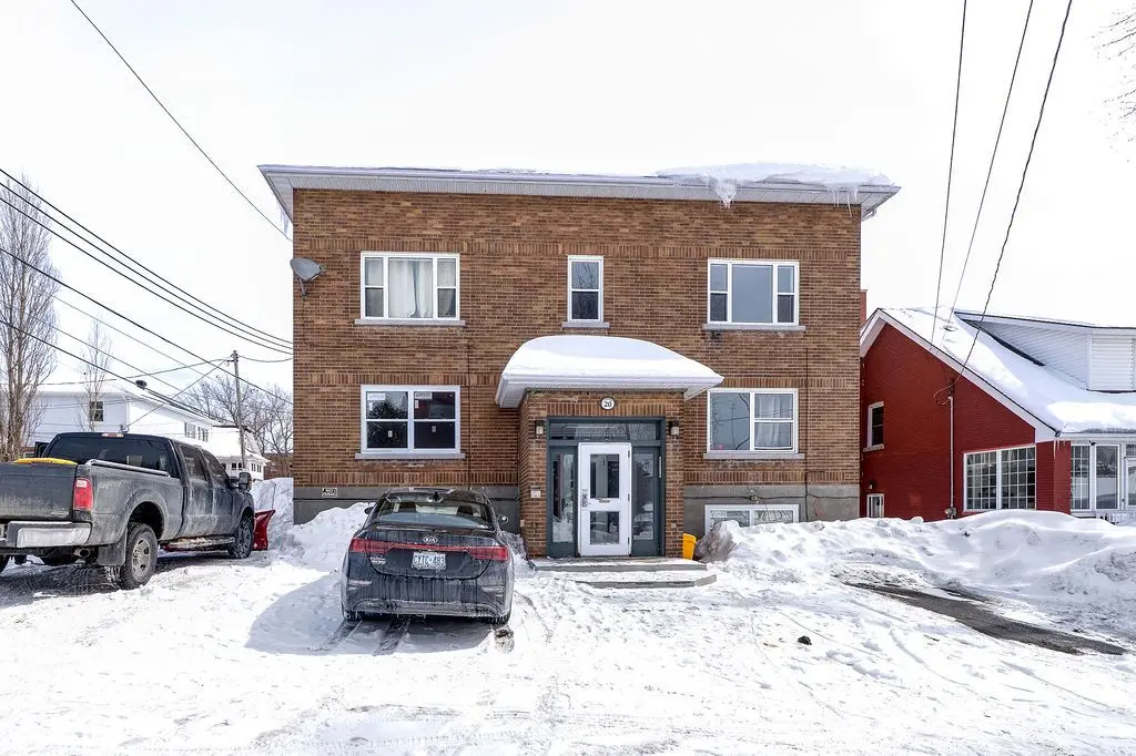 20 Cypress ST, Greater Sudbury, ON P3C 1M9