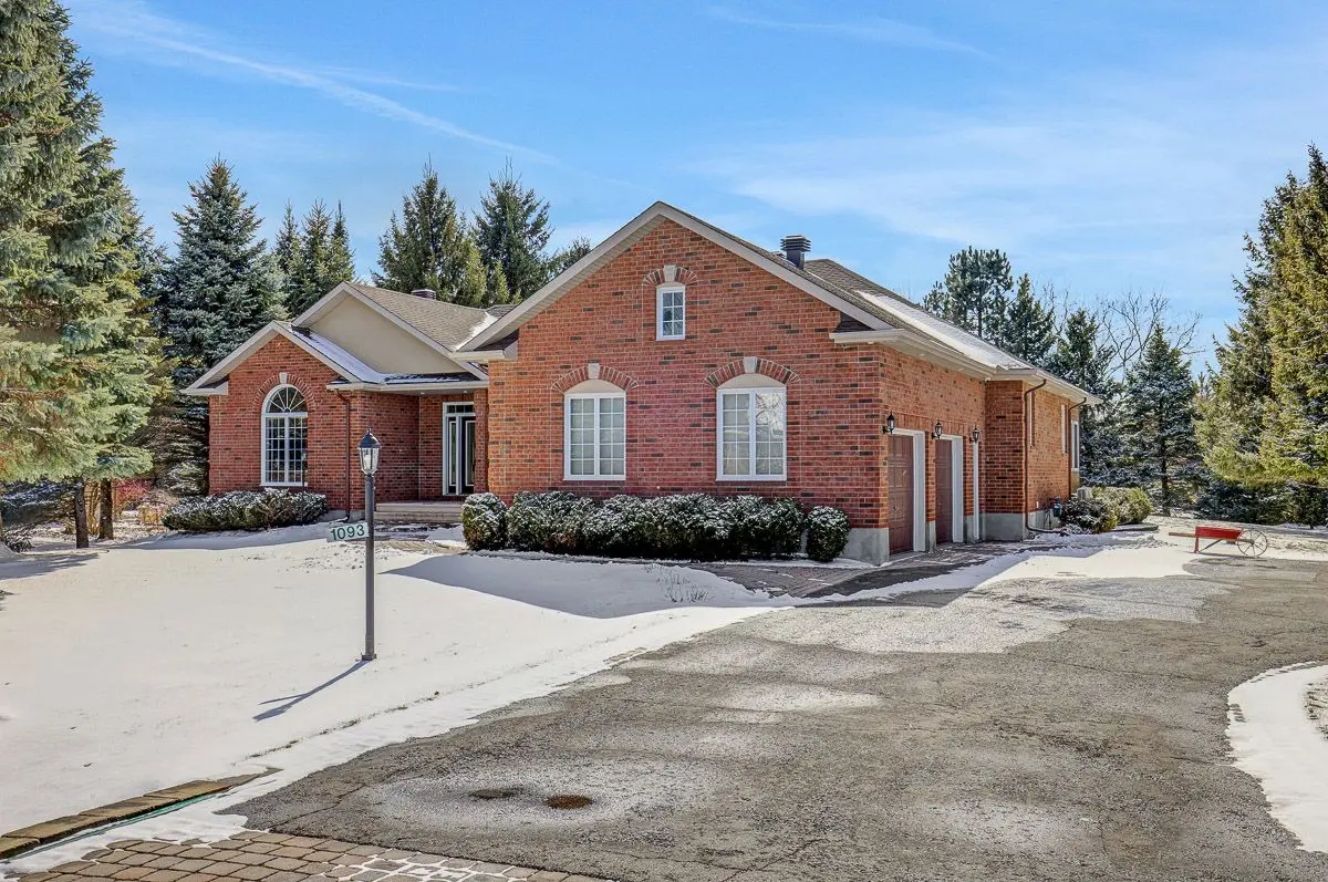 1093 PEGASUS CRES, Greely - Metcalfe - Osgoode - Vernon And Area, ON K4P 1P1