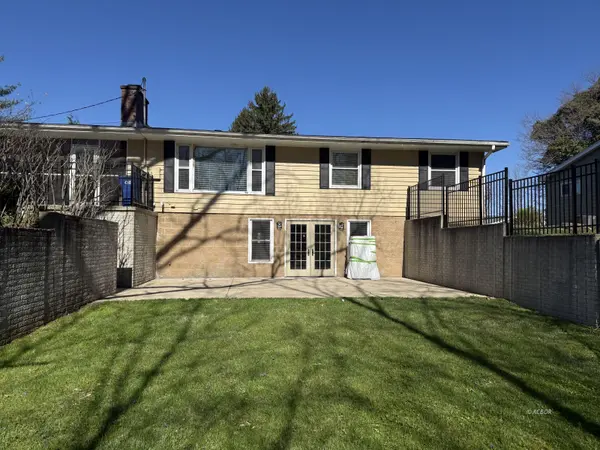 16 canterbury, Athens, OH 45701