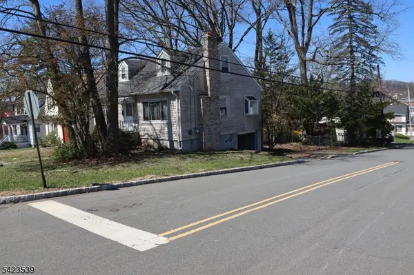 45 Johnson Rd, West Orange Twp., NJ 07052