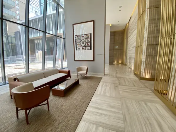 50 Charles ST E #901, Toronto C08, ON M4Y 0C3