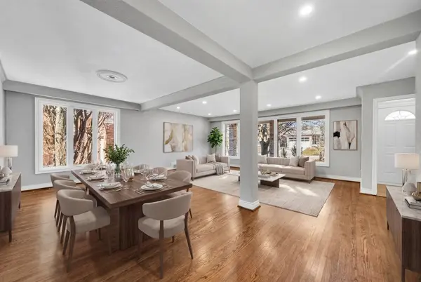 23 Christine CRES, Toronto C07, ON M2R 1A4