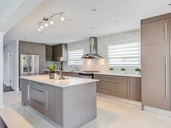 107 Sweeney DR, Toronto C13, ON M4A 1T8