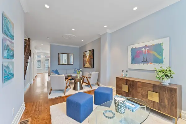 21 Castlefield AVE, Toronto C03, ON M4R 1G3