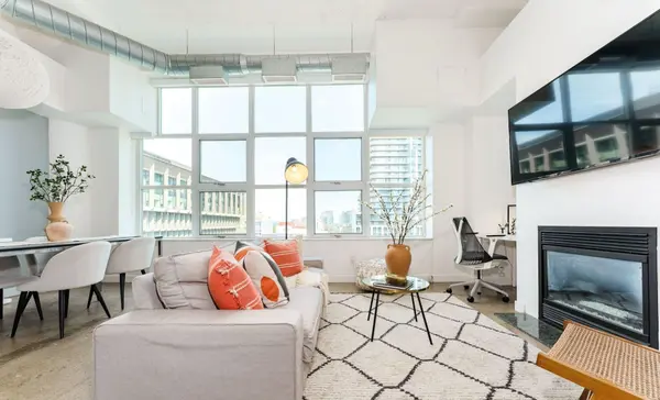 155 Dalhousie ST #748, Toronto C08, ON M5B 2P7