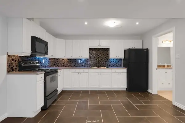 122 Rosehill BLVD, Oshawa, ON L1J 5G9