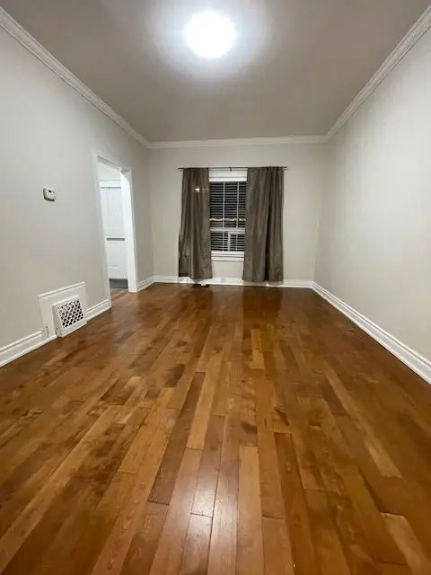 279 French ST, Oshawa, ON L1G 5N4