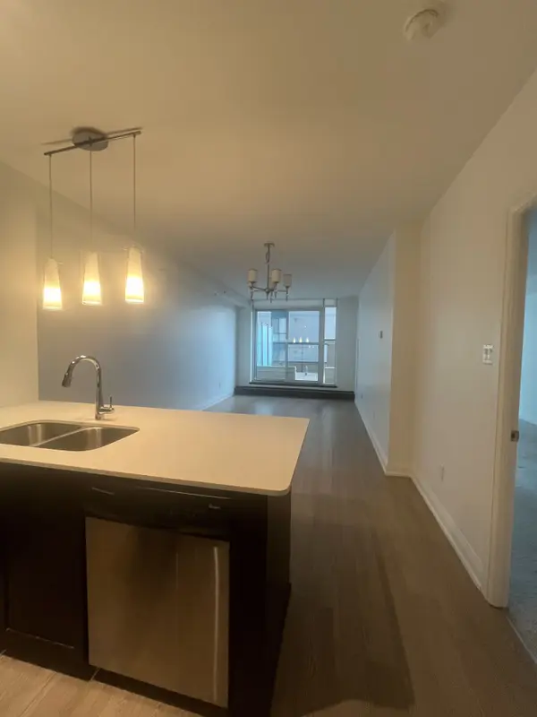 15 Maple AVE #510, Barrie, ON L4N 1R7