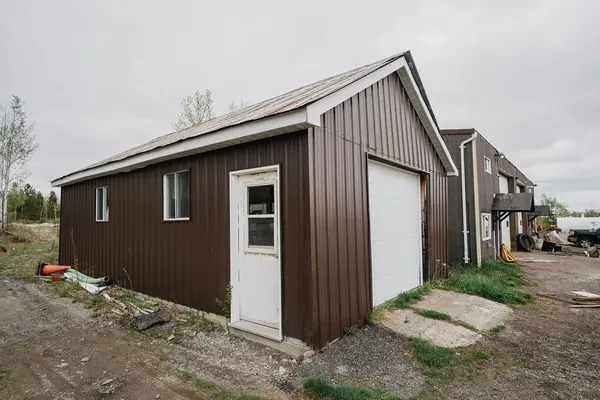 35 Niven ST S, Temiskaming Shores, ON P0J 1R0
