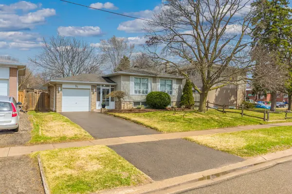 51 Faludon DR, Halton Hills, ON L7G 1H8