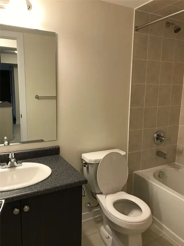 2355 Sheppard AVE W #204, Toronto W05, ON M9M 0E7