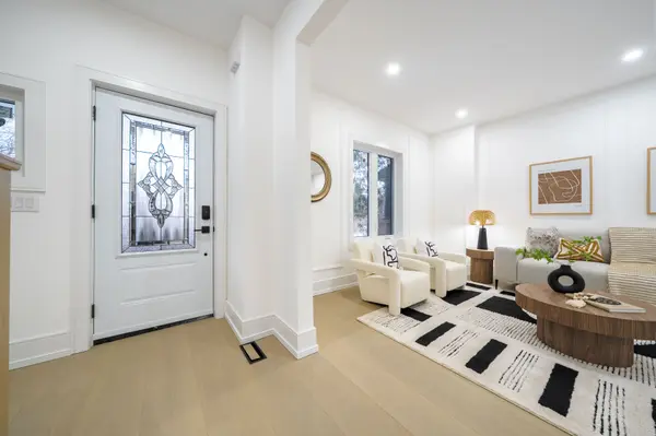 177 Glendale AVE, Toronto W01, ON M6R 2T4