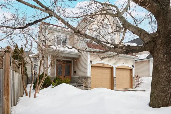 162 Redcliff AVE, Barrhaven, ON K2J 5J7