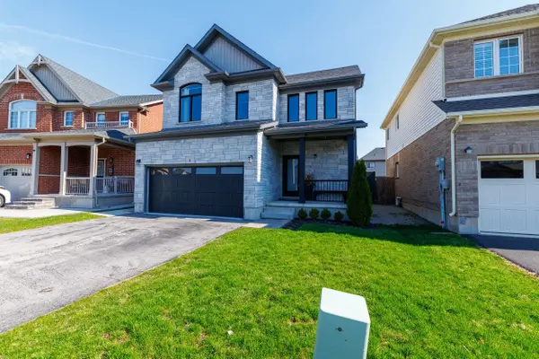 8 Elderberry RD, Thorold, ON L2V 0E7