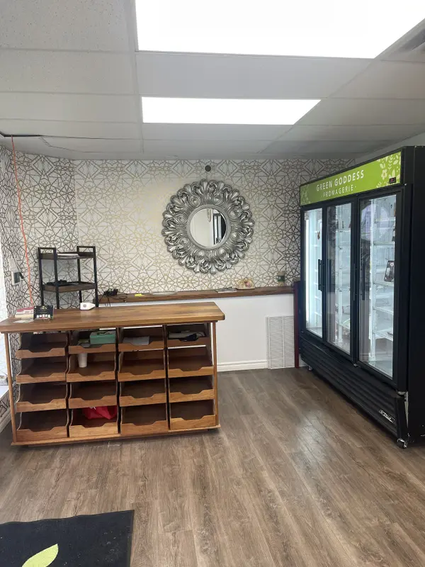 563 Woolwich ST, Guelph, ON N1H 3Y4