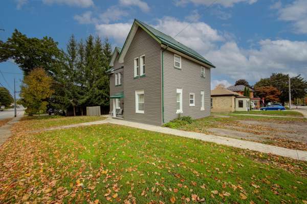 103 Patrick ST E, North Huron, ON N0G 2N0