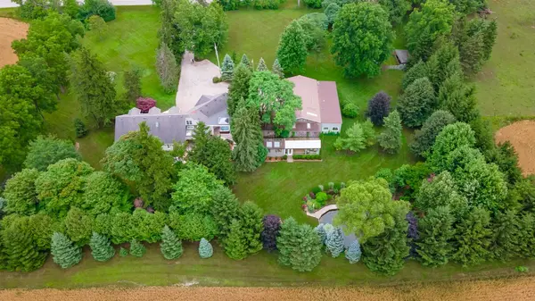 2416 Sunningdale RD W, Middlesex Centre, ON N6H 5L2