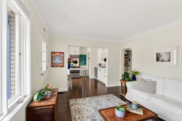 300 St Jacques ST, Vanier And Kingsview Park, ON K1L 5G5