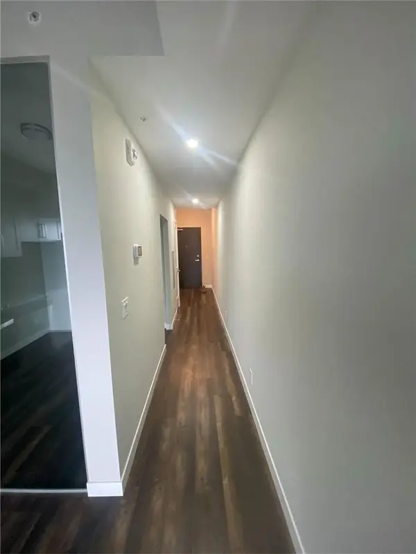 15 Queen ST S #1706, Hamilton, ON L8P 0C6