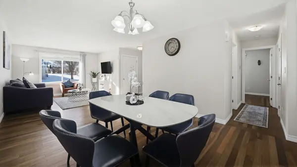 73 Frank ST, Belleville, ON K8P 3V5