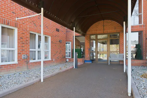 4 Heritage WAY #312, Kawartha Lakes, ON K9V 5Z2