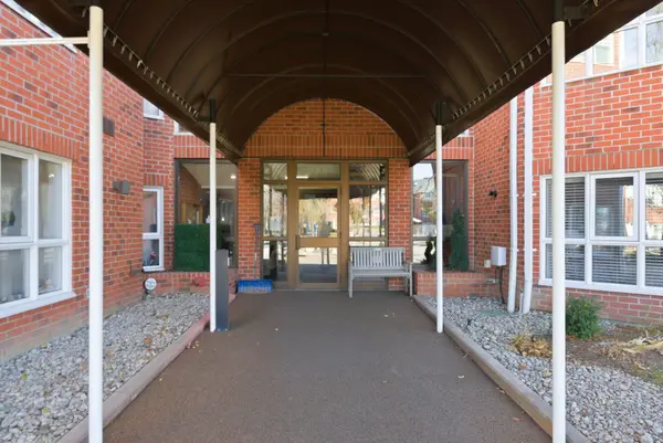 4 Heritage WAY #312, Kawartha Lakes, ON K9V 5Z2