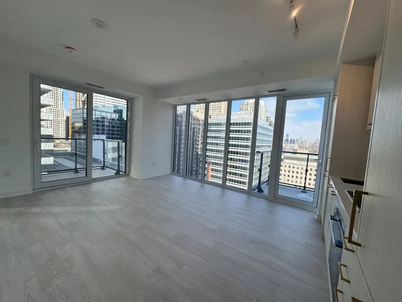 634 Church ST #1503, Toronto C08, ON M4Y 2G3