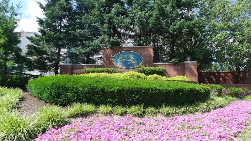 104 Crown Point Rd, Parsippany-troy Hills Twp., NJ 07054