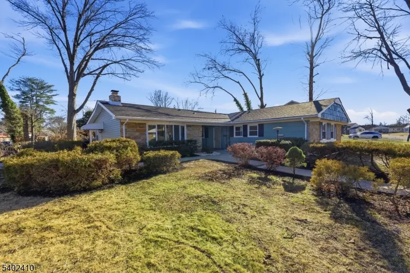 64 Gamewell Ln, Willingboro Twp., NJ 08046