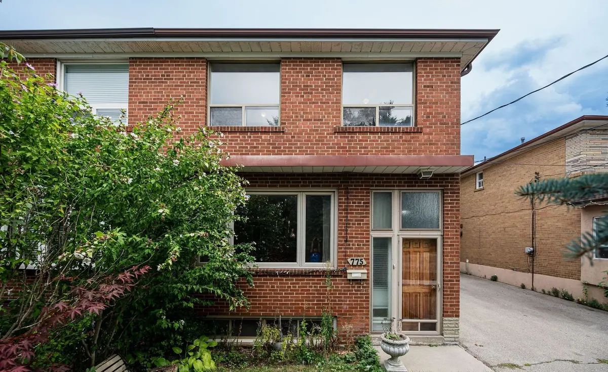 775 Wilson Heights BLVD, Toronto C06, ON M3H 2W1