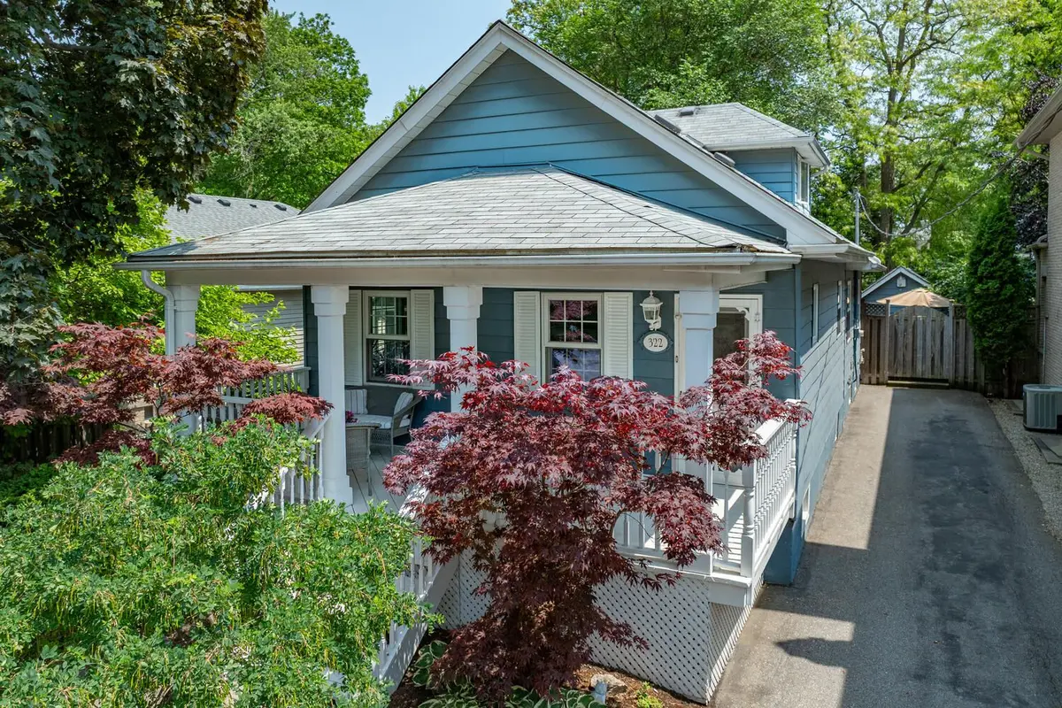 322 Pine AVE, Oakville, ON L6J 2J9