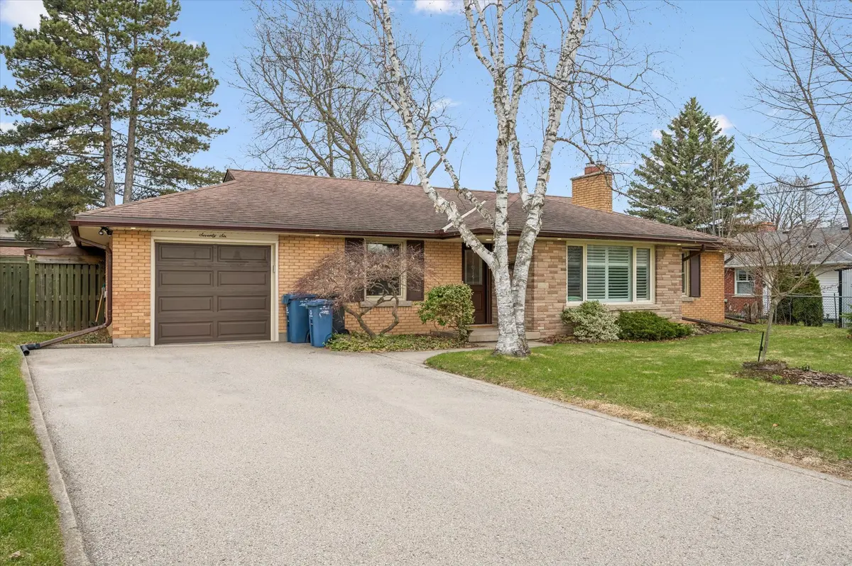 76 Kensington ST, Guelph, ON N1E 3P7