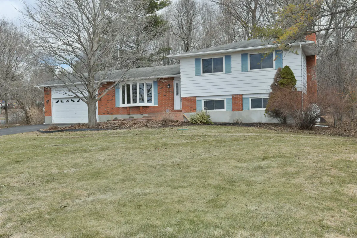 3984 Carp RD, Carp - Huntley Ward, ON K0A 1L0