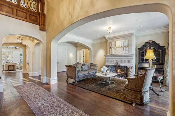 4305 Arcady Avenue, Highland Park, TX 75205