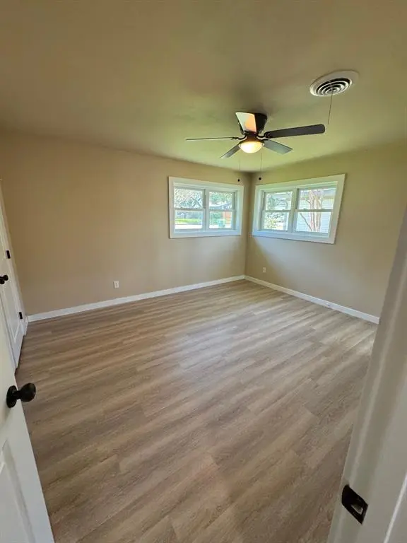 5916 Walla Avenue, Fort Worth, TX 76133