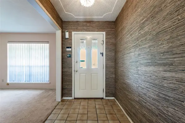 3913 Timberidge Drive, Irving, TX 75038