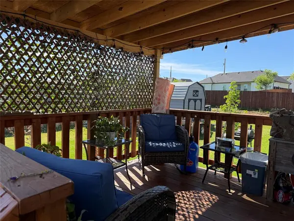 233 Overland Trail, Bridgeport, TX 76426