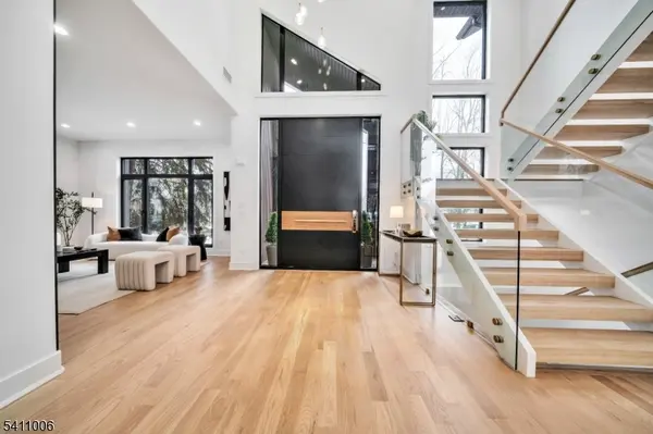 17 Belvedere Drive, Livingston Twp., NJ 07039