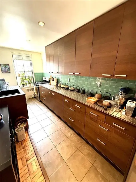 2626 Homecrest AVE #2N, Brooklyn, NY 11235