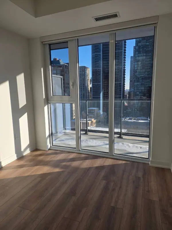 634 Church ST #1408, Toronto C08, ON M4Y 0G9