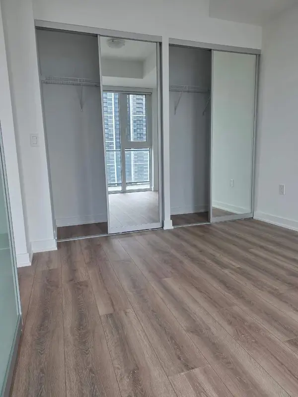 634 Church ST #1408, Toronto C08, ON M4Y 0G9