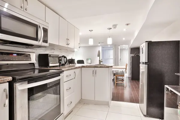 207 Cedarvale AVE #Lower, Toronto E03, ON M4C 4K3