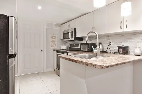 207 Cedarvale AVE #Lower, Toronto E03, ON M4C 4K3